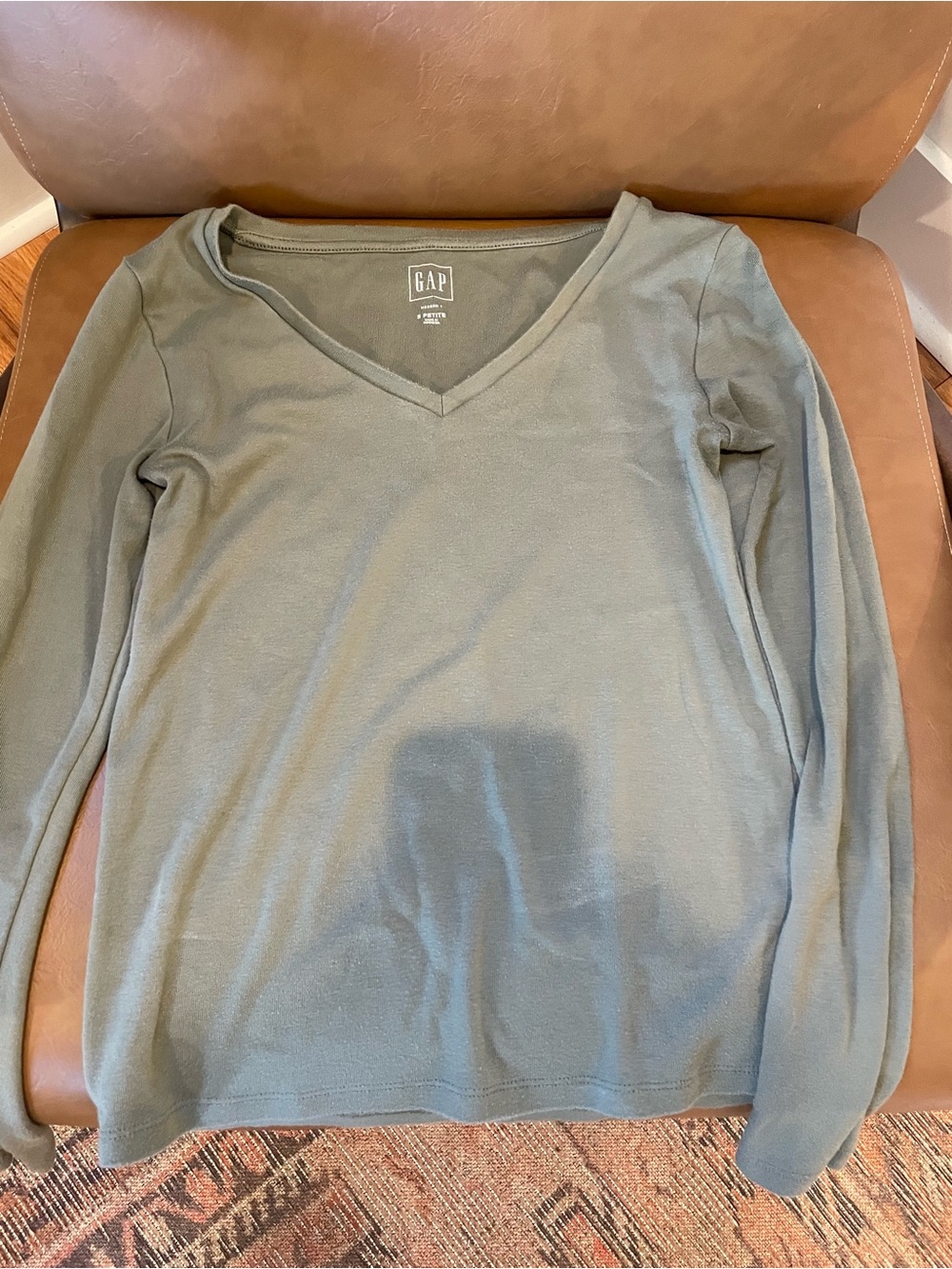 GAP long sleeve tees